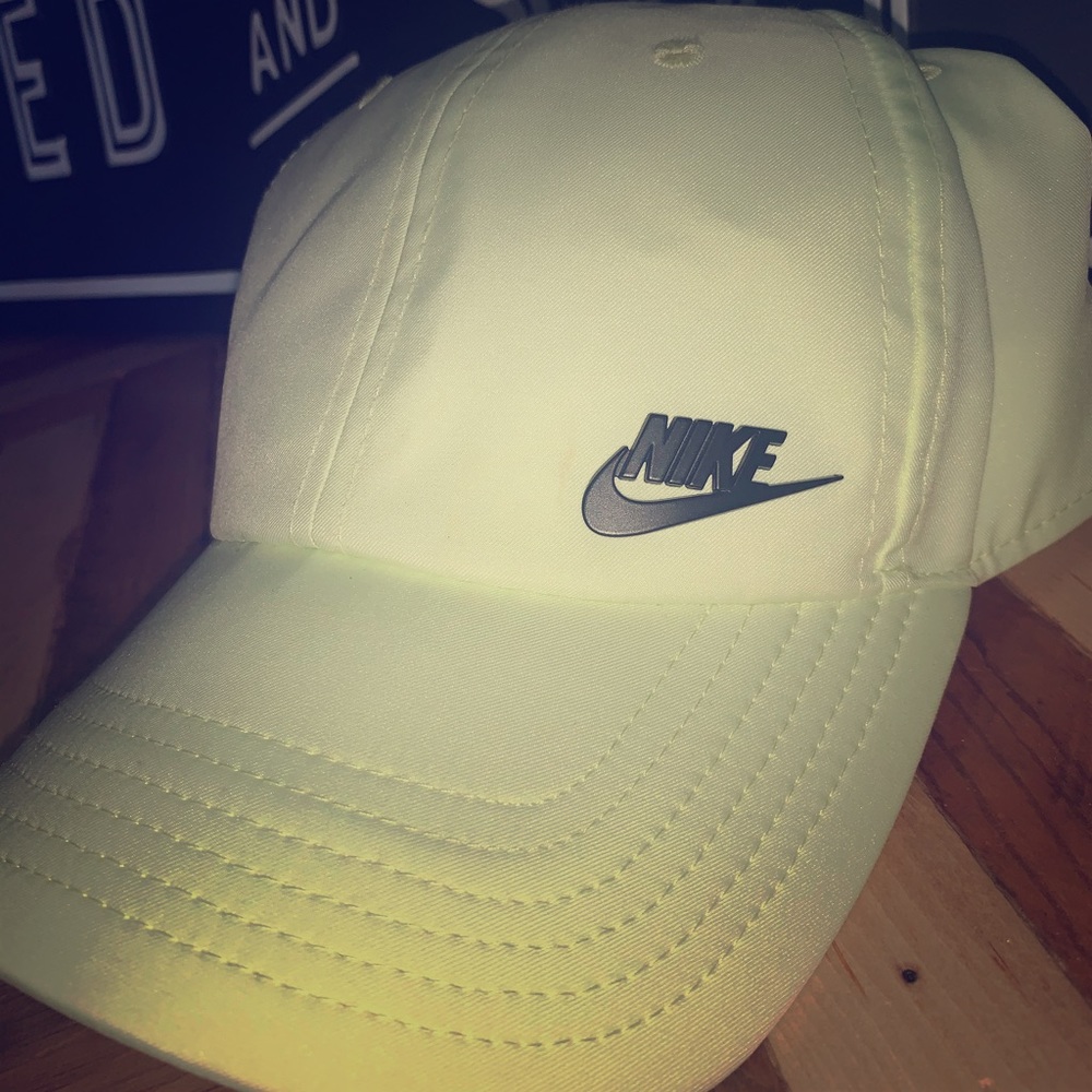 Nike Women’s Hat